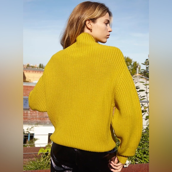 Aritzia Wilfred Montpellier Turtleneck Sweater - Picture 3 of 8